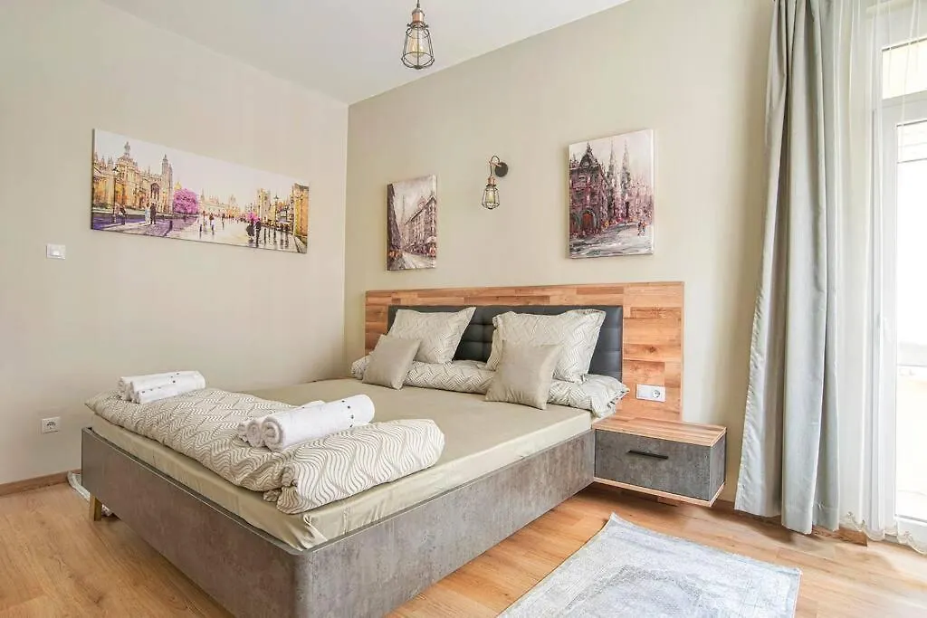 Elegant & Stylish 2 Bedroom Top Central Apartment Sofía 0*,
